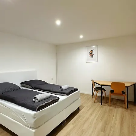 In Reihenhaus Mit Terrasse 杜伊斯堡