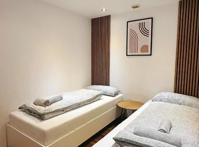 Guest house In Reihenhaus Mit Terrasse Duisburg