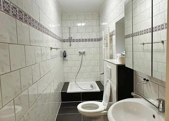 In Reihenhaus Mit Terrasse *